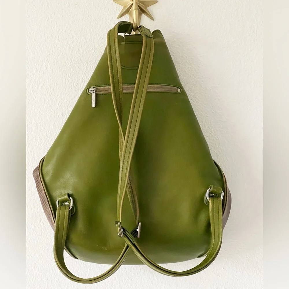 Texier France Leather Retro Avocado Green and Brown Envelope Style Backpack RARE - Picture 3 of 15
